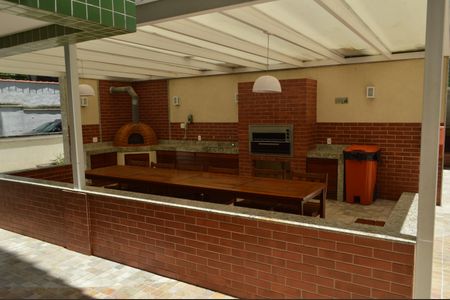 Apartamento à venda com 85m², 2 quartos e 2 vagasÁrea comum - Churrasqueira