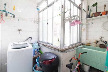 Apartamento à venda com 70m², 2 quartos e sem vagaCozinha e Área de Serviço