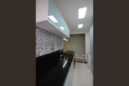 Apartamento à venda com 67m², 2 quartos e 1 vagaCozinha