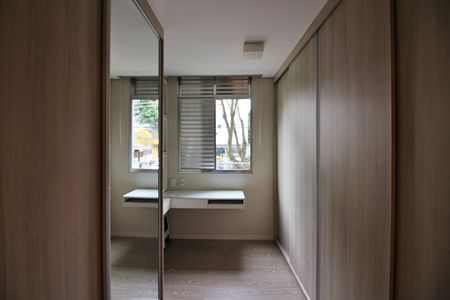 Apartamento à venda com 67m², 2 quartos e 1 vagaQuarto 2