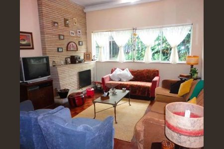 Casa à venda com 3 quartos, 146m² em Vila Anglo Brasileira, São Paulo