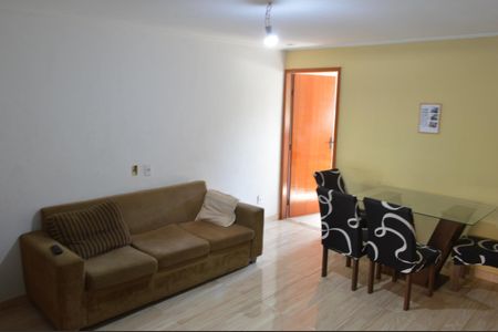 Casa de condomínio à venda com 80m², 3 quartos e sem vaga Casa de condomínio à venda com 80m², 3 quartos e sem vagaSala