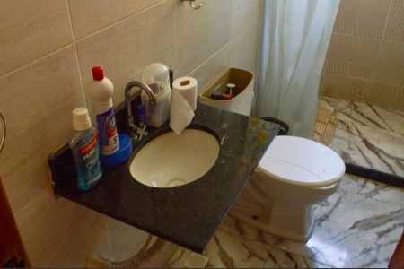 Casa de condomínio à venda com 80m², 3 quartos e sem vaga Casa de condomínio à venda com 80m², 3 quartos e sem vagaBanheiro