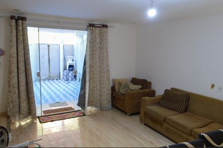 Casa de condomínio à venda com 80m², 3 quartos e sem vaga Casa de condomínio à venda com 80m², 3 quartos e sem vagaSala