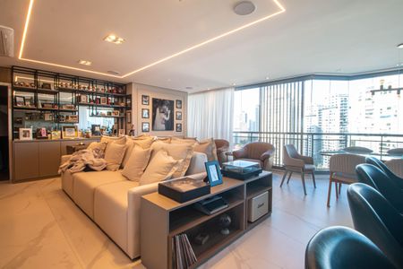 Apartamento à venda com 167m², 3 quartos e 3 vagasSala