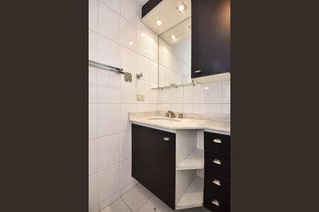 Apartamento para alugar com 72m², 2 quartos e 2 vagasBanheiro