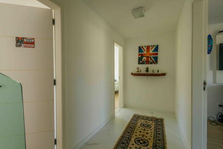 Casa de condomínio à venda com 360m², 3 quartos e 2 vagas Casa de condomínio à venda com 360m², 3 quartos e 2 vagasHall