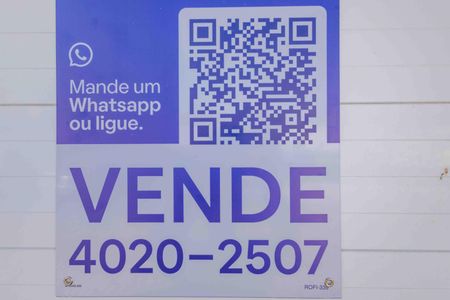 Casa de condomínio à venda com 360m², 3 quartos e 2 vagas Casa de condomínio à venda com 360m², 3 quartos e 2 vagasPlaquinha