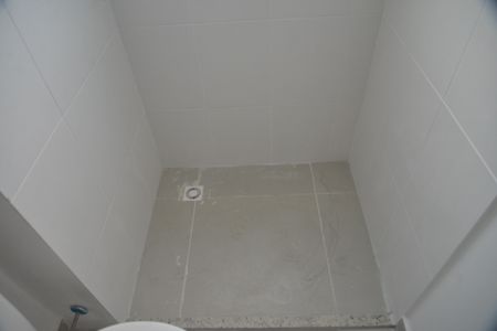 Apartamento à venda com 83m², 2 quartos e 2 vagasBanheiro da Suíte 2