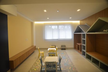 Apartamento à venda com 83m², 2 quartos e 2 vagasÁrea comum -Brinquedoteca