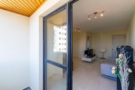 Apartamento à venda com 56m², 2 quartos e 1 vagaVaranda