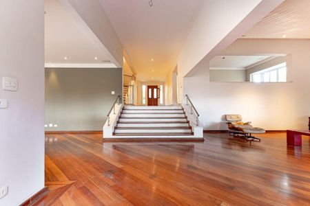 Casa de condomínio à venda com 754m², 4 quartos e 4 vagas