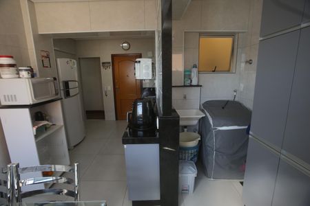 Apartamento para alugar com 213m², 4 quartos e 3 vagasÁrea de serviço