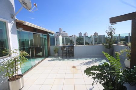 Apartamento para alugar com 213m², 4 quartos e 3 vagasCobertura