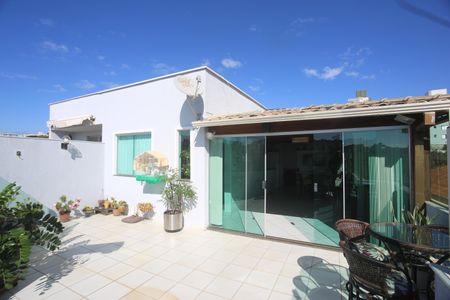 Apartamento para alugar com 213m², 4 quartos e 3 vagasCobertura