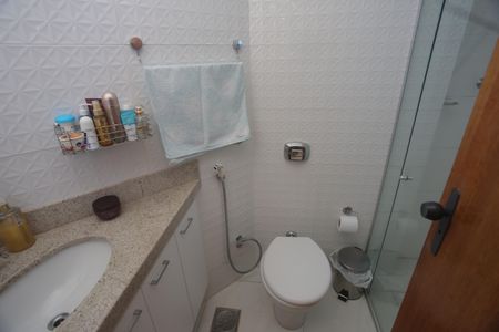 Apartamento para alugar com 213m², 4 quartos e 3 vagasBanheiro da Suíte