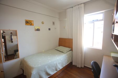 Apartamento para alugar com 213m², 4 quartos e 3 vagasQuarto