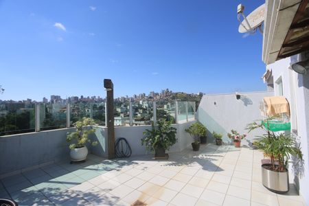 Apartamento para alugar com 213m², 4 quartos e 3 vagasCobertura