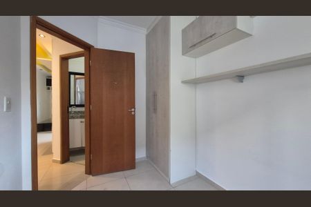 Apartamento à venda com 68m², 2 quartos e 1 vagaQuarto 2