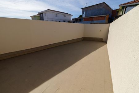 Casa à venda com 275m², 3 quartos e 3 vagas Casa à venda com 275m², 3 quartos e 3 vagasTerraço
