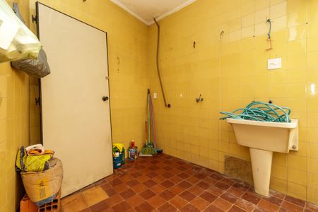 Casa à venda com 275m², 3 quartos e 3 vagas Casa à venda com 275m², 3 quartos e 3 vagasÁrea de Serviço