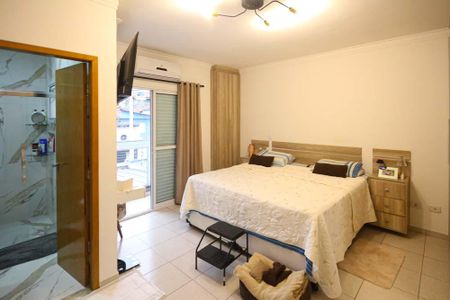 Casa à venda com 200m², 3 quartos e 2 vagasSuíte