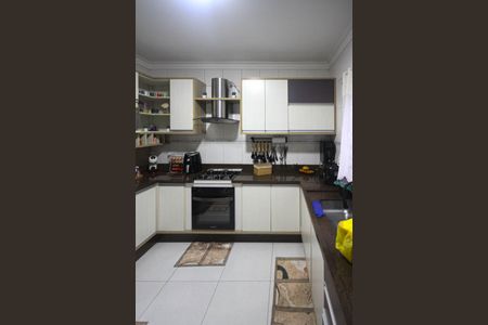 Casa à venda com 200m², 3 quartos e 2 vagasCozinha