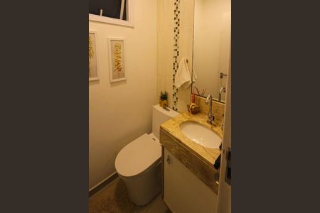 Casa à venda com 200m², 3 quartos e 2 vagasLavabo