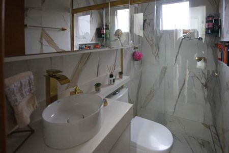 Casa à venda com 200m², 3 quartos e 2 vagasBanheiro Social