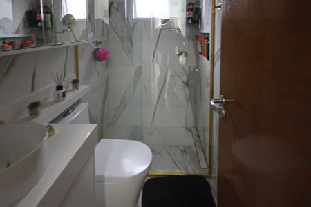 Casa à venda com 200m², 3 quartos e 2 vagasBanheiro Social