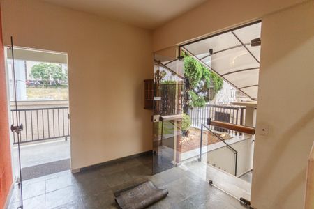 Apartamento à venda com 126m², 3 quartos e 2 vagas Apartamento à venda com 126m², 3 quartos e 2 vagasHall de entrada