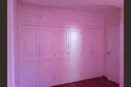 Apartamento à venda com 126m², 3 quartos e 2 vagasQuarto