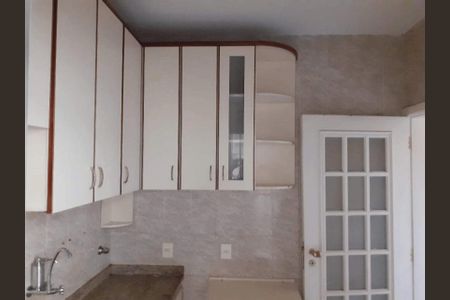 Apartamento à venda com 126m², 3 quartos e 2 vagasCozinha