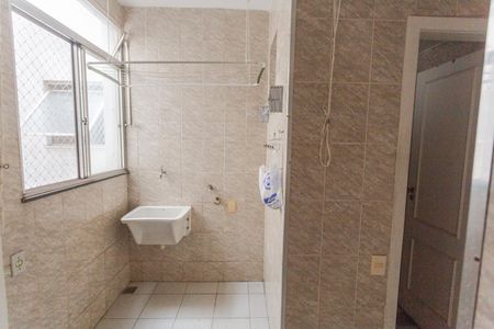Apartamento à venda com 126m², 3 quartos e 2 vagas Apartamento à venda com 126m², 3 quartos e 2 vagasÁrea de Serviço