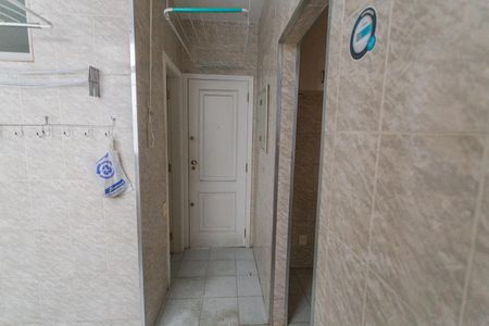 Apartamento à venda com 126m², 3 quartos e 2 vagas Apartamento à venda com 126m², 3 quartos e 2 vagasÁrea de Serviço