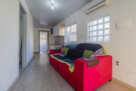 Casa à venda com 90m², 2 quartos e sem vagaSala