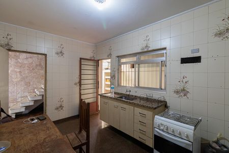 Casa à venda com 185m², 3 quartos e 3 vagas Casa à venda com 185m², 3 quartos e 3 vagasCozinha