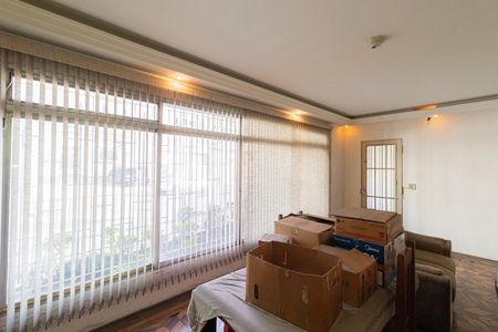 Casa à venda com 185m², 3 quartos e 3 vagas Casa à venda com 185m², 3 quartos e 3 vagasSala