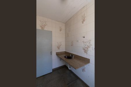 Casa à venda com 185m², 3 quartos e 3 vagas Casa à venda com 185m², 3 quartos e 3 vagasBanheiro