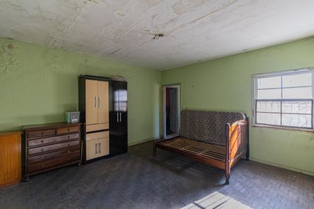 Casa à venda com 185m², 3 quartos e 3 vagas Casa à venda com 185m², 3 quartos e 3 vagasQuarto 1