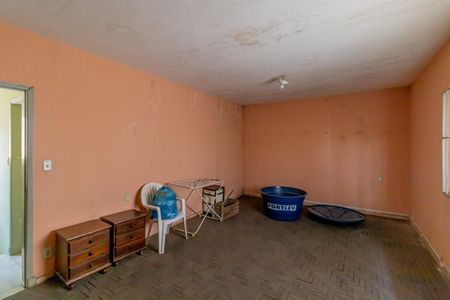 Casa à venda com 185m², 3 quartos e 3 vagas Casa à venda com 185m², 3 quartos e 3 vagasQuarto 2