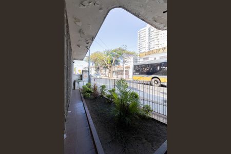 Casa à venda com 185m², 3 quartos e 3 vagas Casa à venda com 185m², 3 quartos e 3 vagasJardim