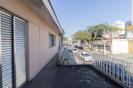 Casa à venda com 185m², 3 quartos e 3 vagas Casa à venda com 185m², 3 quartos e 3 vagasVaranda Quarto 3