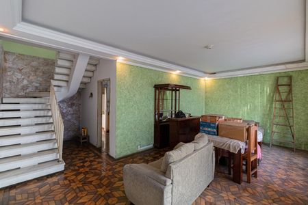 Casa à venda com 185m², 3 quartos e 3 vagas Casa à venda com 185m², 3 quartos e 3 vagasSala