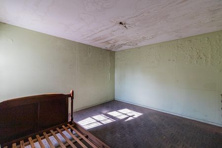 Casa à venda com 185m², 3 quartos e 3 vagas Casa à venda com 185m², 3 quartos e 3 vagasQuarto 1