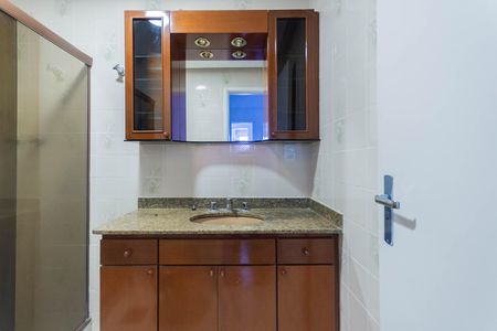 Apartamento à venda com 200m², 3 quartos e 3 vagasBanheiro Suíte 1