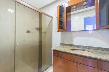 Apartamento à venda com 200m², 3 quartos e 3 vagasBanheiro Suíte 1