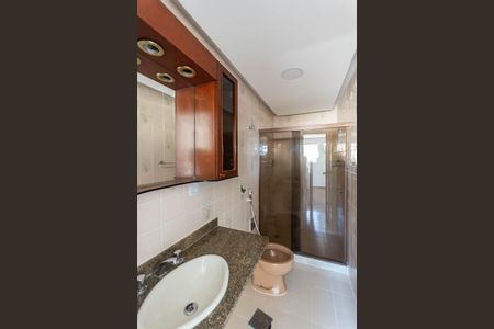 Apartamento à venda com 200m², 3 quartos e 3 vagasBanheiro Suíte 2 (Cobertura)