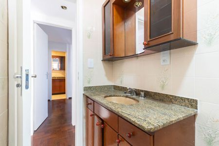 Apartamento à venda com 200m², 3 quartos e 3 vagasBanheiro