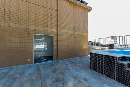 Apartamento à venda com 200m², 3 quartos e 3 vagasCobertura